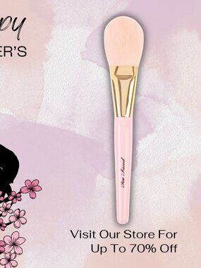 Too Faced Powder Brush